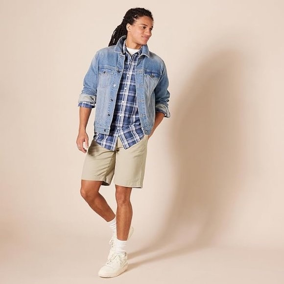 NWT AMAZON ESSENTIALS MEN'S CLASSIC-FIT 9" FLAT FRONT SHORTS KHAKI‎ 32 - Picture 2 of 8